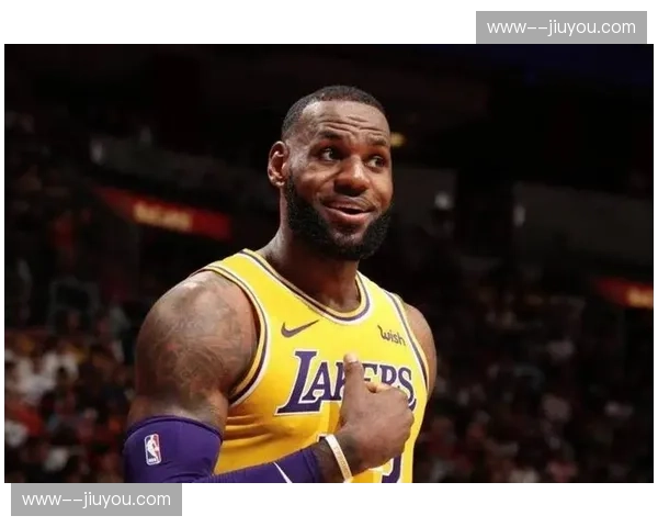 詹姆斯季后赛仍能贡献26+11+5 湖人老将保持稳定输出